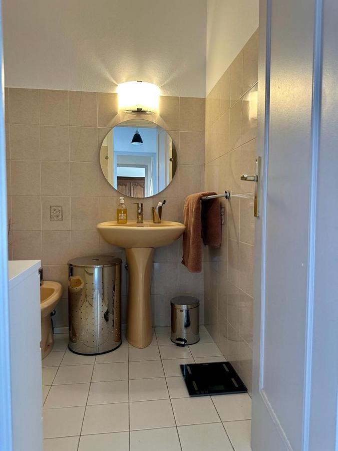 Bel Appartement Avec Vue Mer ヴィルヌーヴ・ルベ エクステリア 写真