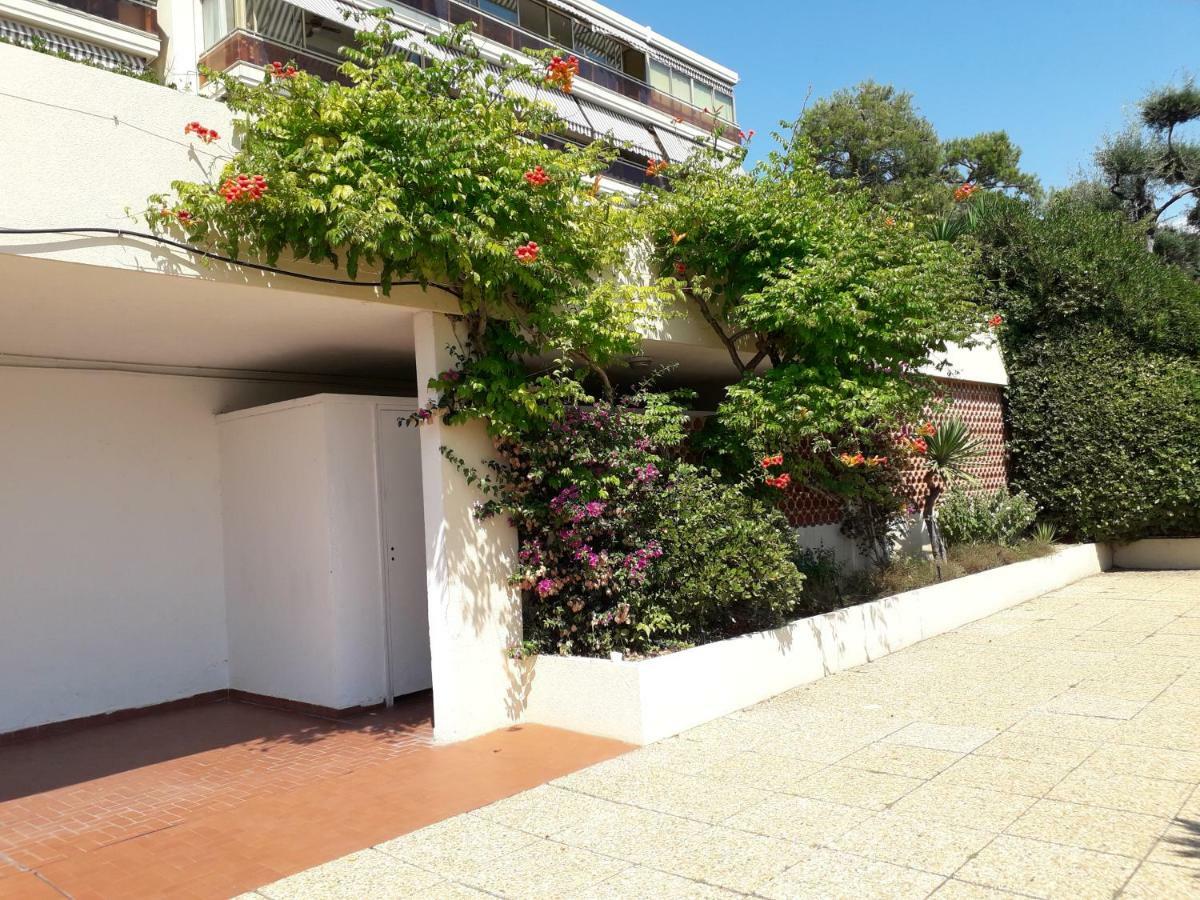 Bel Appartement Avec Vue Mer ヴィルヌーヴ・ルベ エクステリア 写真