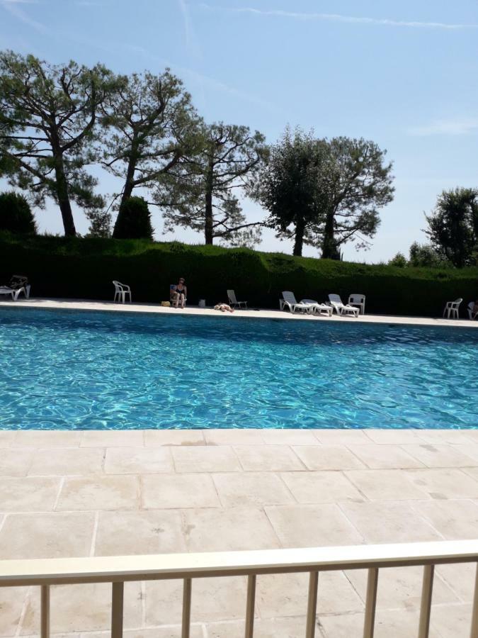 Bel Appartement Avec Vue Mer ヴィルヌーヴ・ルベ エクステリア 写真